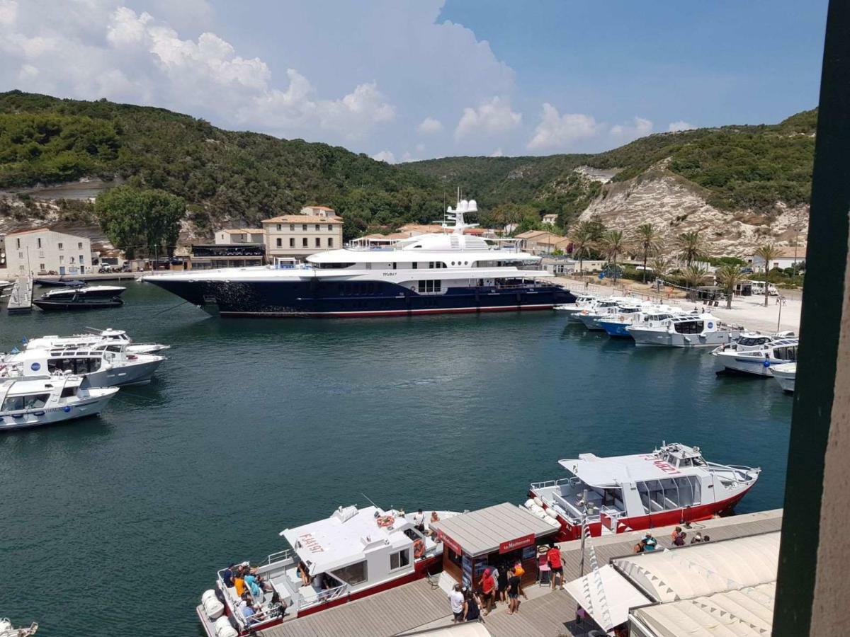 Superbe T3 Sur La Marina De Bonifacio Apartman Bonifacio  Kültér fotó